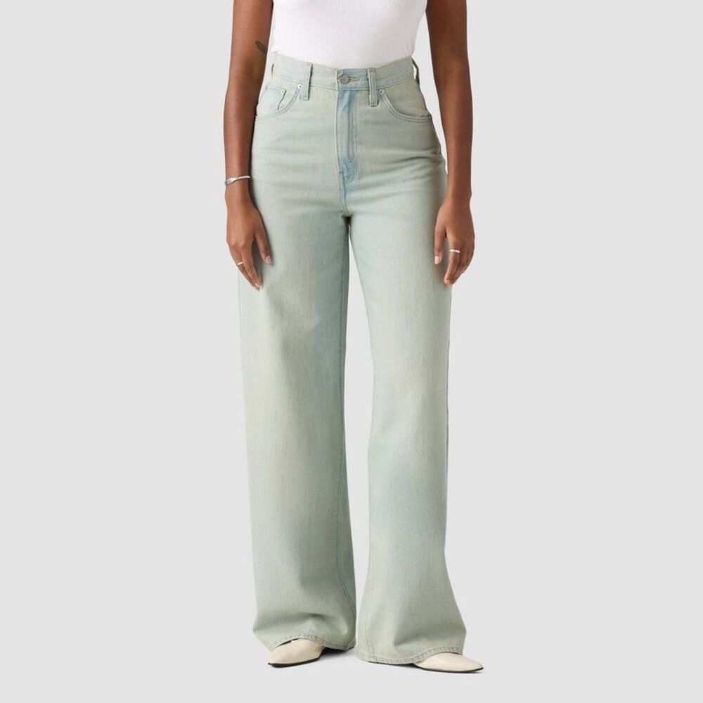 Open Box - Levi's - Women's Cinch Baggy Jeans - On Blast 32 On Blast